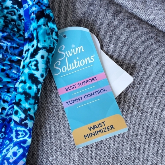 Swim Solutions Blue Santorini Printed Strappy Front One-Piece Swimsuit Size 8 - Picture 6 of 9